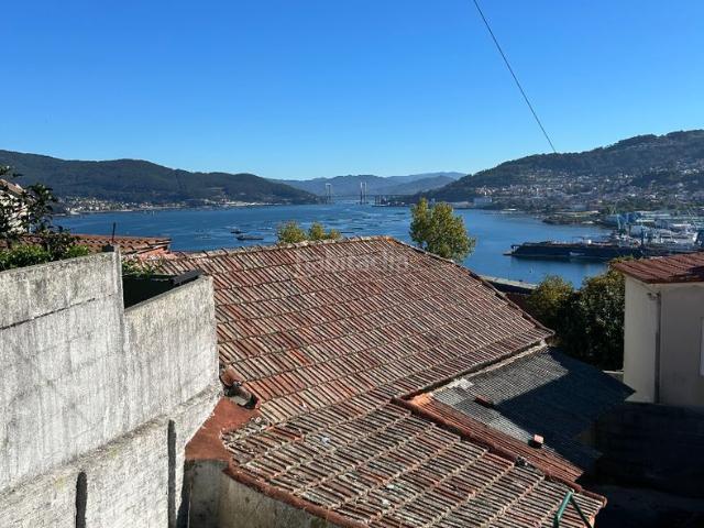 Casa en venta en Vigo, Teis. Casa o chalet independiente en venta en Gondesende. Casas.