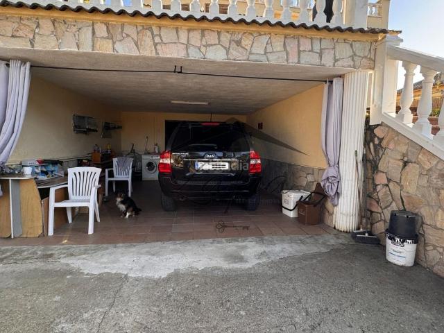 Casa en venta en Vidreres, La Goba. BONITA CASA EN URB LA GOBA. Casas.