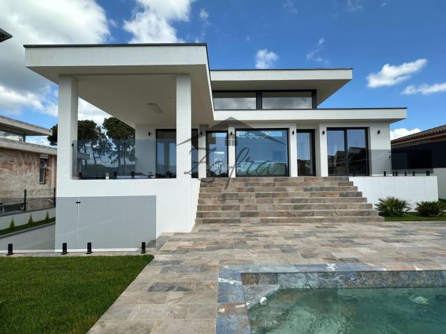Casa en venta en Vidreres, La Goba. IMPRESIONANTE CASA EN LA GOBA. Casas.