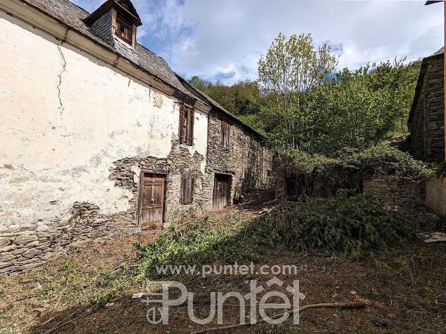 Casa en venta en Vielha e Mijaran, de 300 m² por 375.000