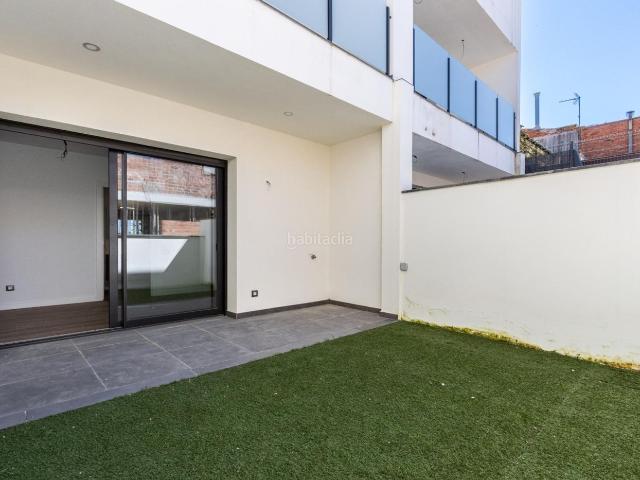 Casa en venta en Viladecavalls. REF. 80203. VIVIENDA EN EL CENTRO DE VILADECAVALLS. Casas.