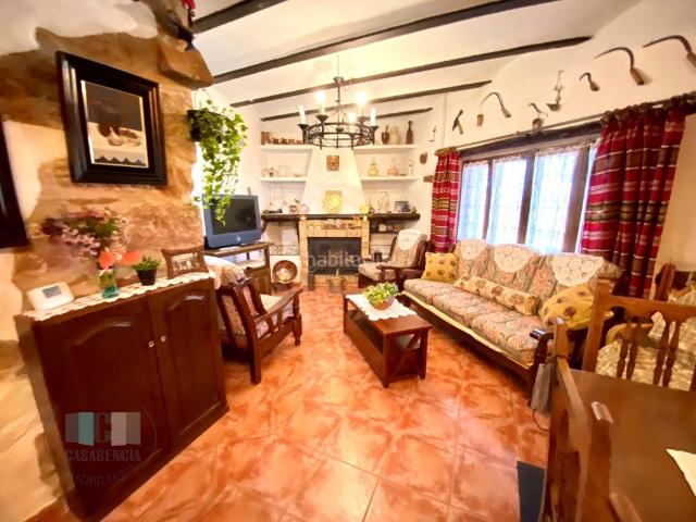 Casa en venta en Vilafamés. CASAGENCIA INMOBILIARIA VENDE. CASA DEL PUEBLO CON VISTAS IMPRESIONANTES. Casas.