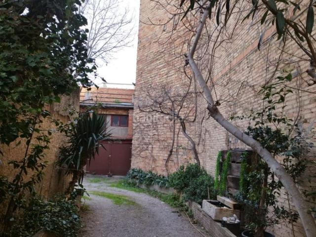 Casa en venta en Vilafranca del Penedès, Barceloneta Molí d´en Rovira. Casa céntrica con vivienda y local comercial en Vilafranca del Penedès. Casas Vilafranca del.