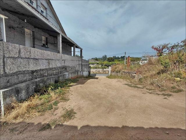 Casa en venta en Vilagarcía de Arousa, Cea. CASA DE PIEDRA PARA RESTAURAR BUENA UBICACIÓN. Casas Vilagarcía de.