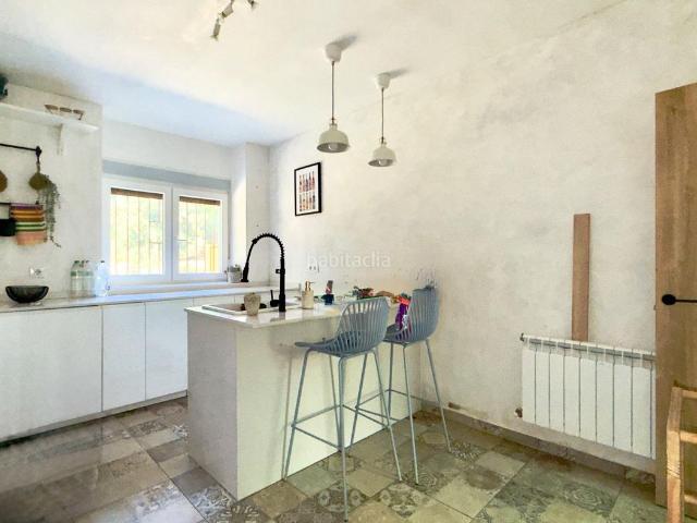 Casa en venta en Vilamarín. Casa reformada en Vilar en el Concello de Villamarín registrada. Casas.