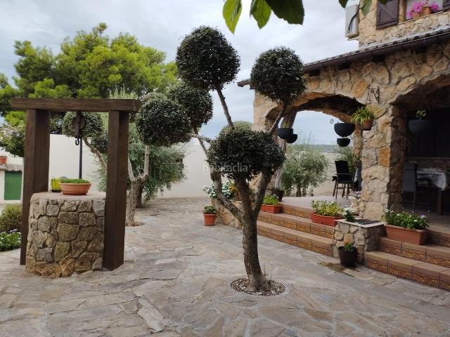 Casa en venta en Vilanova de Segrià. EXCELENTE OPORTUNIDAD! CHALET EN VILANOVA DE SEGRIÀ. Casas Vilanova de.