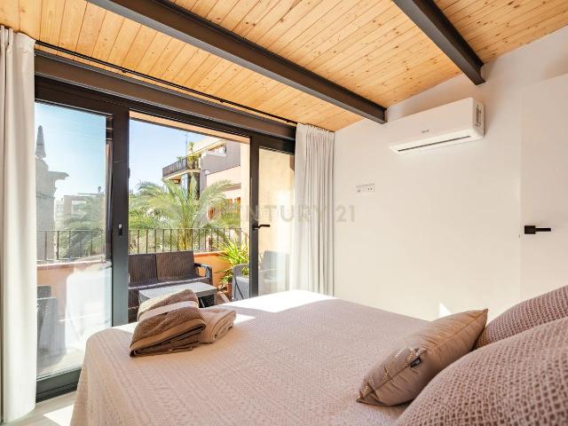 Casa en venta en Vilanova i la Geltrú, Centrevila Costa Dorada. Oportunidad única Casa histórica junto a la emblemática Plaça de les Neus. Casas Vilanova i la.