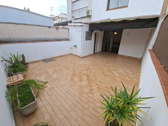 Casa en venta en Vilanova i la Geltrú, Sant Joan Costa Dorada. OPORTUNIDAD. Impresionante casa unifamiliar en el centro de Vilanova i la Geltrú. Casas Vilanova i la.