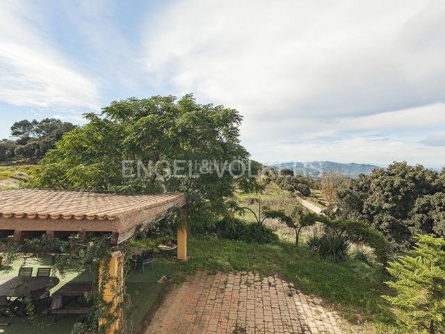 Casa en venta en Vilassar de Dalt. Impresionante masía con 38 hectáreas de terreno, situada en Vilassar de Dalt. Casas Vilassar de.