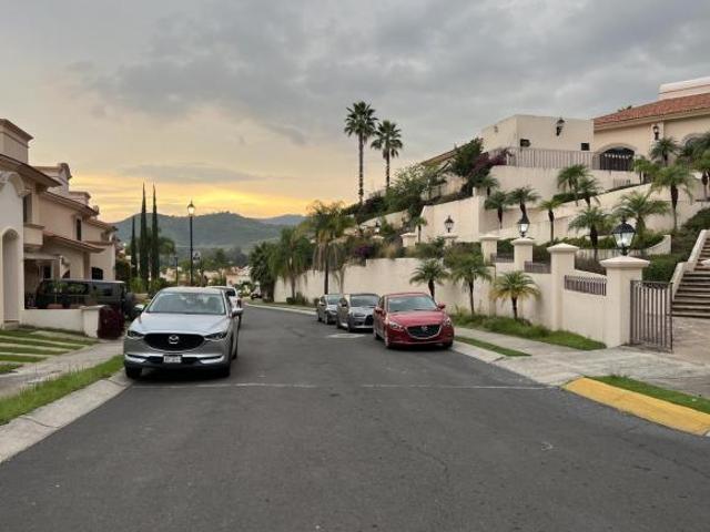 Casa en venta en villa california
