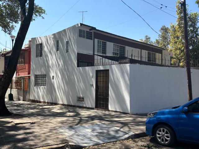 CASA EN VENTA EN VILLA COAPA