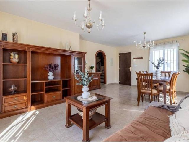 Casa en Venta en Villa de Otura