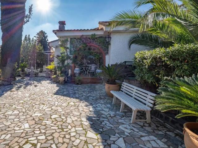 Casa en Venta en Villa de Otura