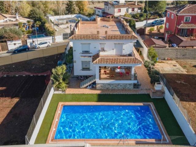 Casa en Venta en Villa de Otura