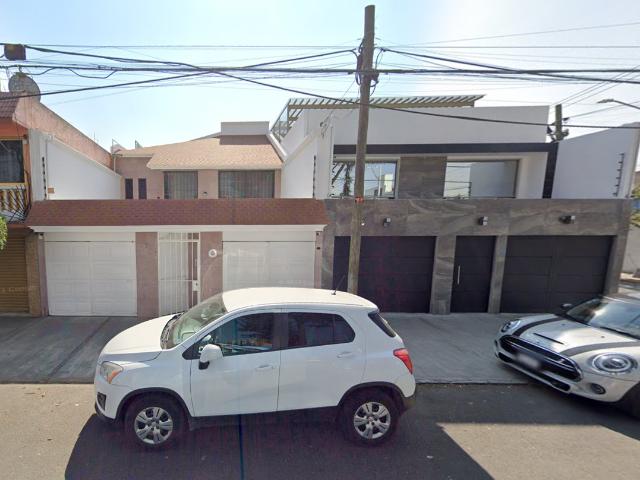 Casa en venta en Villa de Aragon, Gustavo A. Madero, Ciudad de México