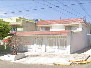 Casa en venta en Villa de Aragon, Gustavo A. Madero, Ciudad de México
