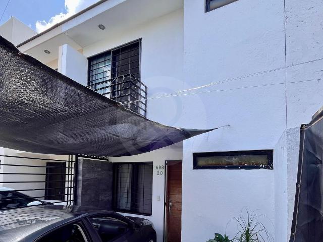 Casa en venta en Villa de los Belenes 2 Rec?maras