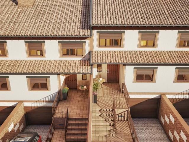 Casa en venta en Villa del Prado. PRECIOSOS CHALETS DE OBRA NUEVA CON PATIO BODEGA Y GARAJE, FINANCIACION 100. Casas Villa del.