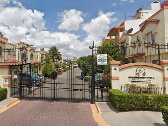 Casa en venta en Villa del Real, Tecámac, México