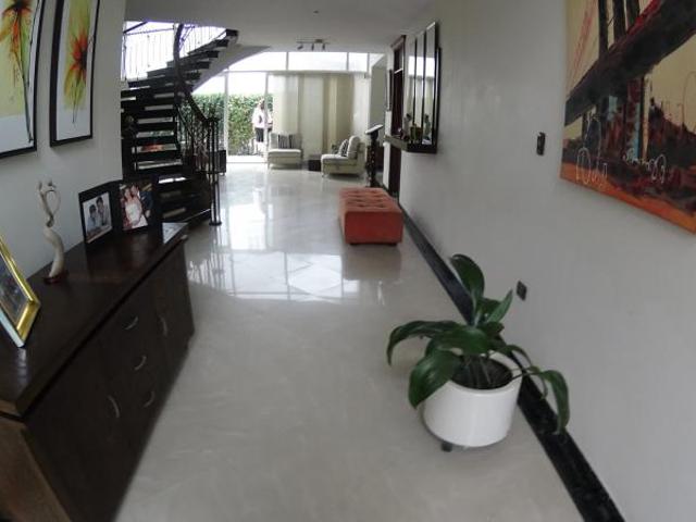 Casa En Venta En Villa Del Rosario En Autopista Internacional V400412
