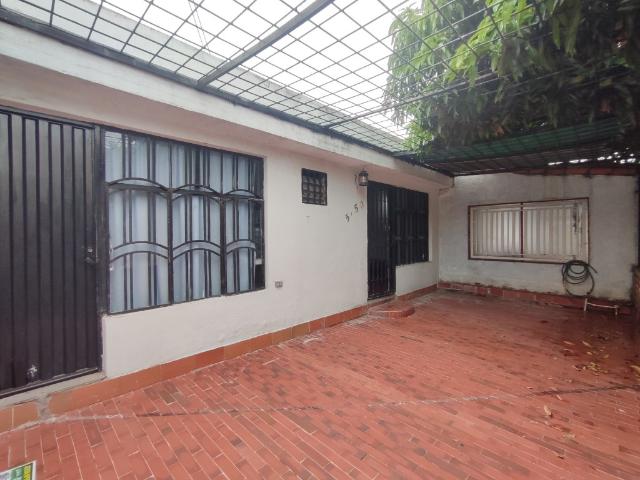 Casa En Venta En Villa Del Rosario En Villas De Sevilla V399291