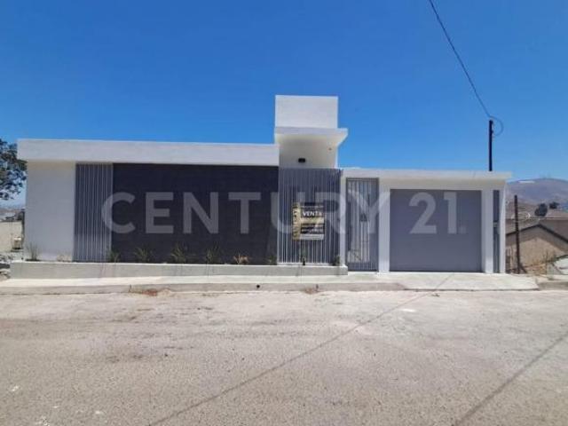 CASA EN VENTA EN VILLA FLORESTA, TIJUANA BAJA CALIFORNIA