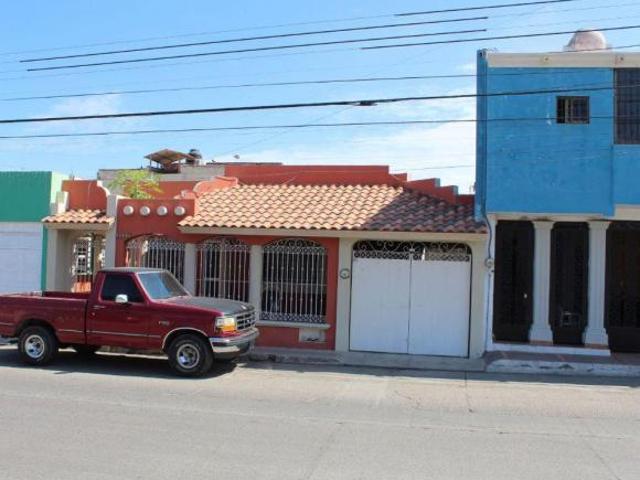 Casa en venta en Villa Galaxia, Mazatlán – 1 planta, 3 recámaras