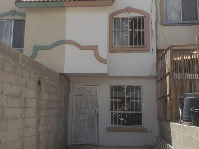 Casa en Venta en Villa Residencial Santa Fe 2a en Tijuana B.C