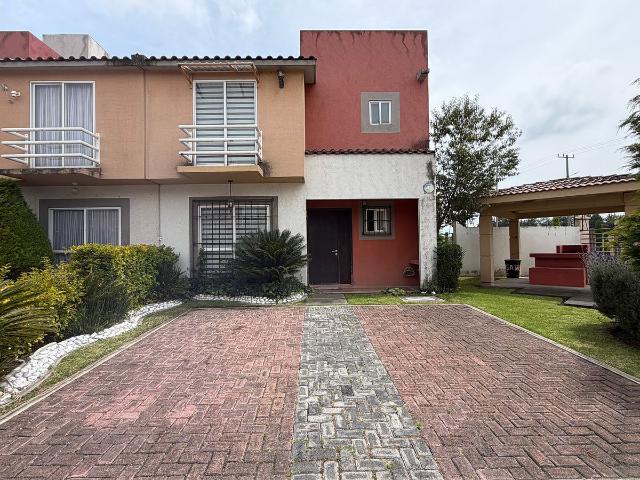 Casa en venta en Villa Toscana II. San Mateo Otzacatipan Toluca