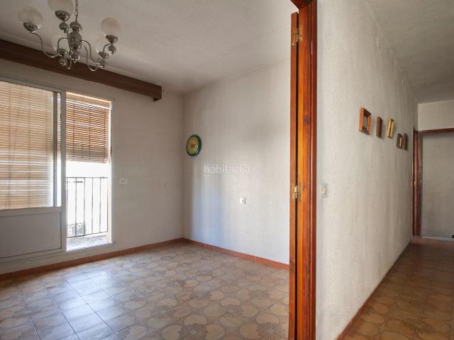 Casa en venta en Villacarrillo. Casa de 4 habitaciones en Agrupación de Mogón. Casas.