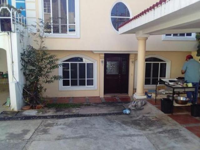 Casa en venta en Villahermosa Tabasco con 4 recamaras, cerca del parque Jícaro