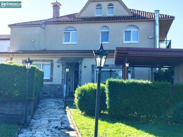 Casa en Venta en Villamateo, A Coruña