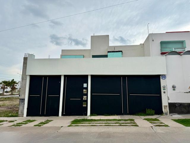 CASA EN VENTA EN VILLAMAGNA 1 SECCION