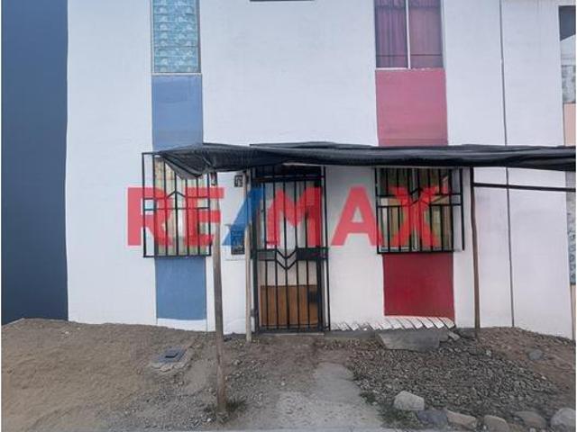 Casa En Venta En Villamarina 2 Pisos
