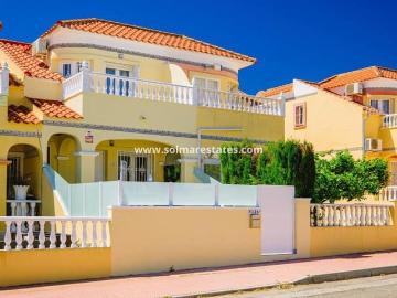 Casa en venta en Villamartin, Alicante Costa Blanca