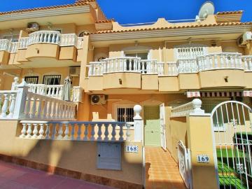 Casa en venta en Villamartin, Alicante Costa Blanca