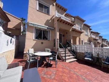 Casa en venta en Villamartin, Alicante Costa Blanca