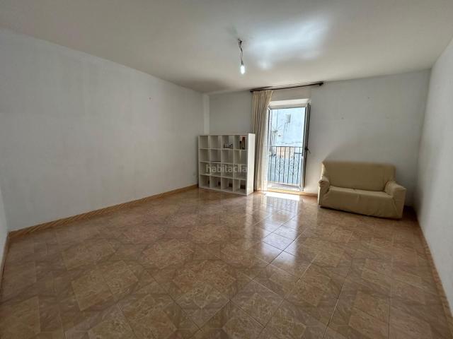 Casa en venta en Villamiel. Vivienda con bodega centro Villamiel. Casas.