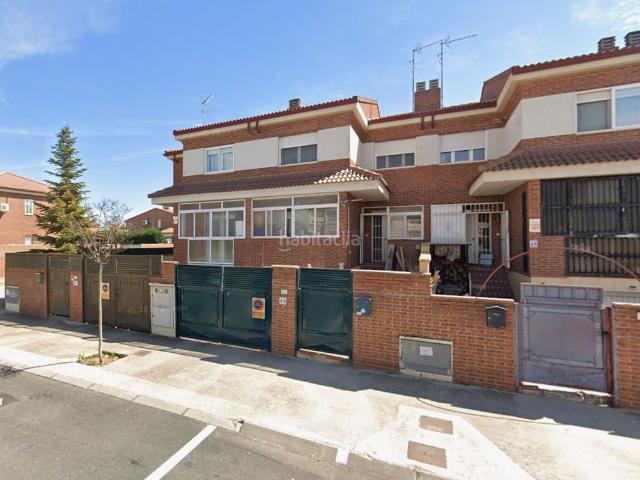 Casa en venta en Villanueva de la Torre. Casas Villanueva de la.