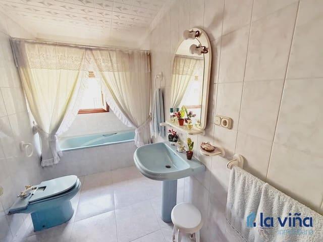 Casa en venta en Villanueva de Tapia, Málaga