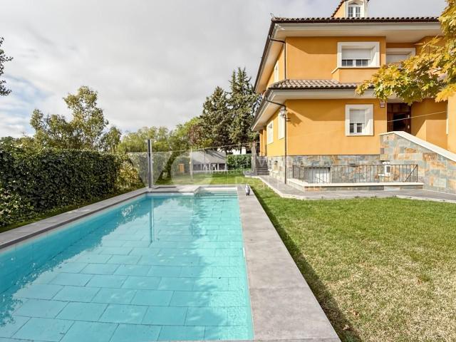 Casa en venta en Villanueva del Pardillo, Las Vegas Santa María. Chalet independiente en venta, Las VegasSanta María, Villanueva del Pardillo, Madrid. Casas Villanueva del.