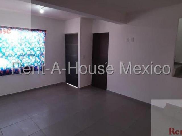 Casa en Venta en Villas Xaltipa, Cuautitlan JL 27 185