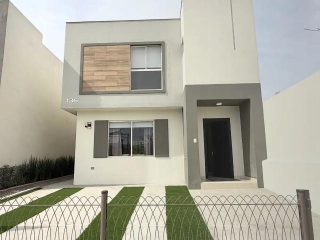 CASA EN VENTA REAL ANKARA AL PONIENTE DE SALTILLO, COAH