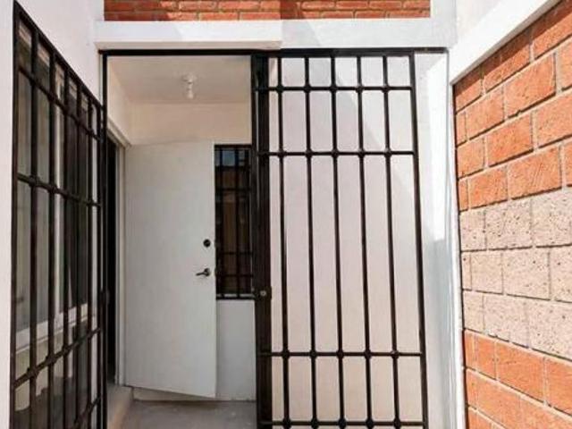 Casa en venta en villas del santiago