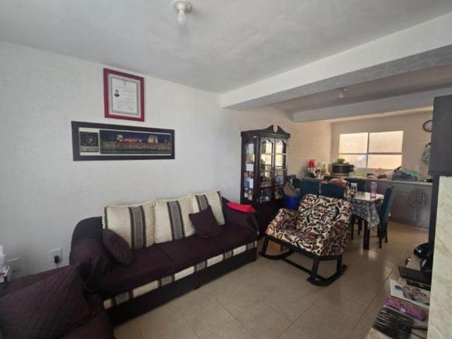 Casa en venta en Villas del Volcán con vigilancia | 3 recámaras
