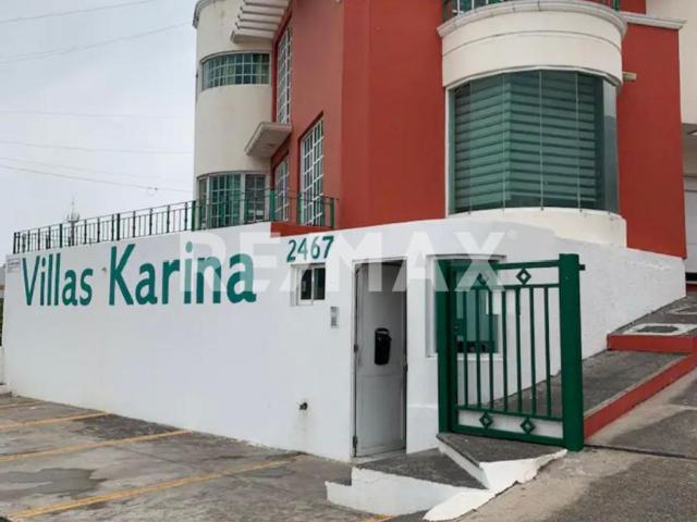 CASA EN VENTA EN VILLAS KARINA, BLV MIGUEL ALEMAN, FRENTE AL MAR