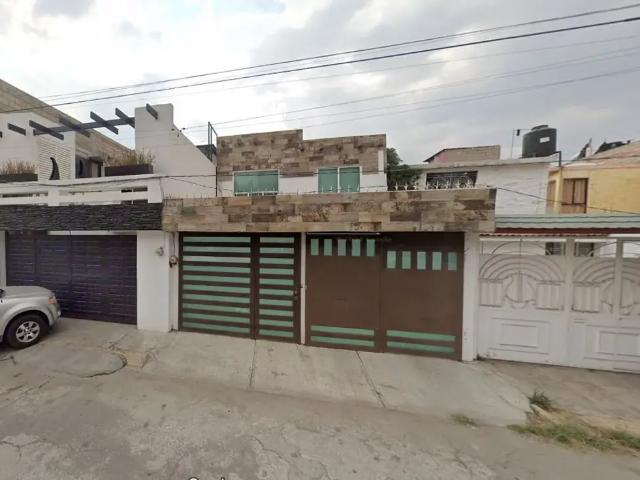 Casa en venta en Villas Santín, Toluca, México