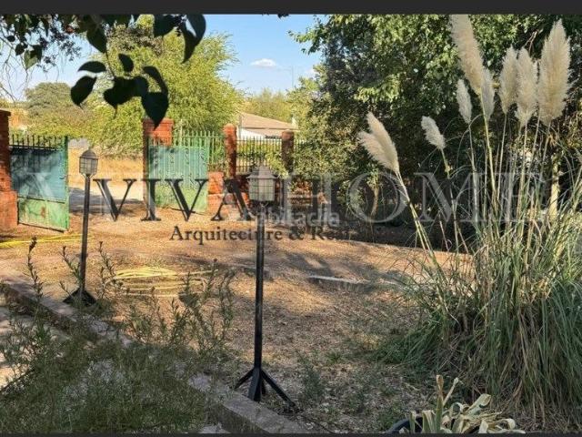 Casa en venta en Villar de Cañas. Chalet independiente de 3 habitaciones, con parcela de 2.501 m2 Villar de Cañas Cuenca. Casas Villar de.