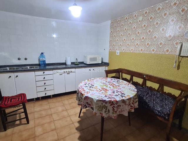 Casa en venta en Villaralbo. Se vende auténtica casa de pueblo con gran terreno en Villaralbo. Casas.