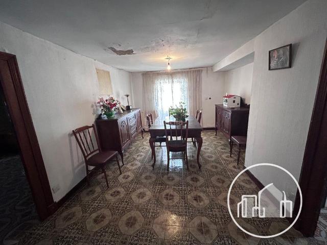Casa en venta en Villarcayo de Merindad de Castilla la Vieja. Casa de Piedra en las inmediaciones de Medina de Pomar. Casas Villarcayo de Merindad de Castilla la.